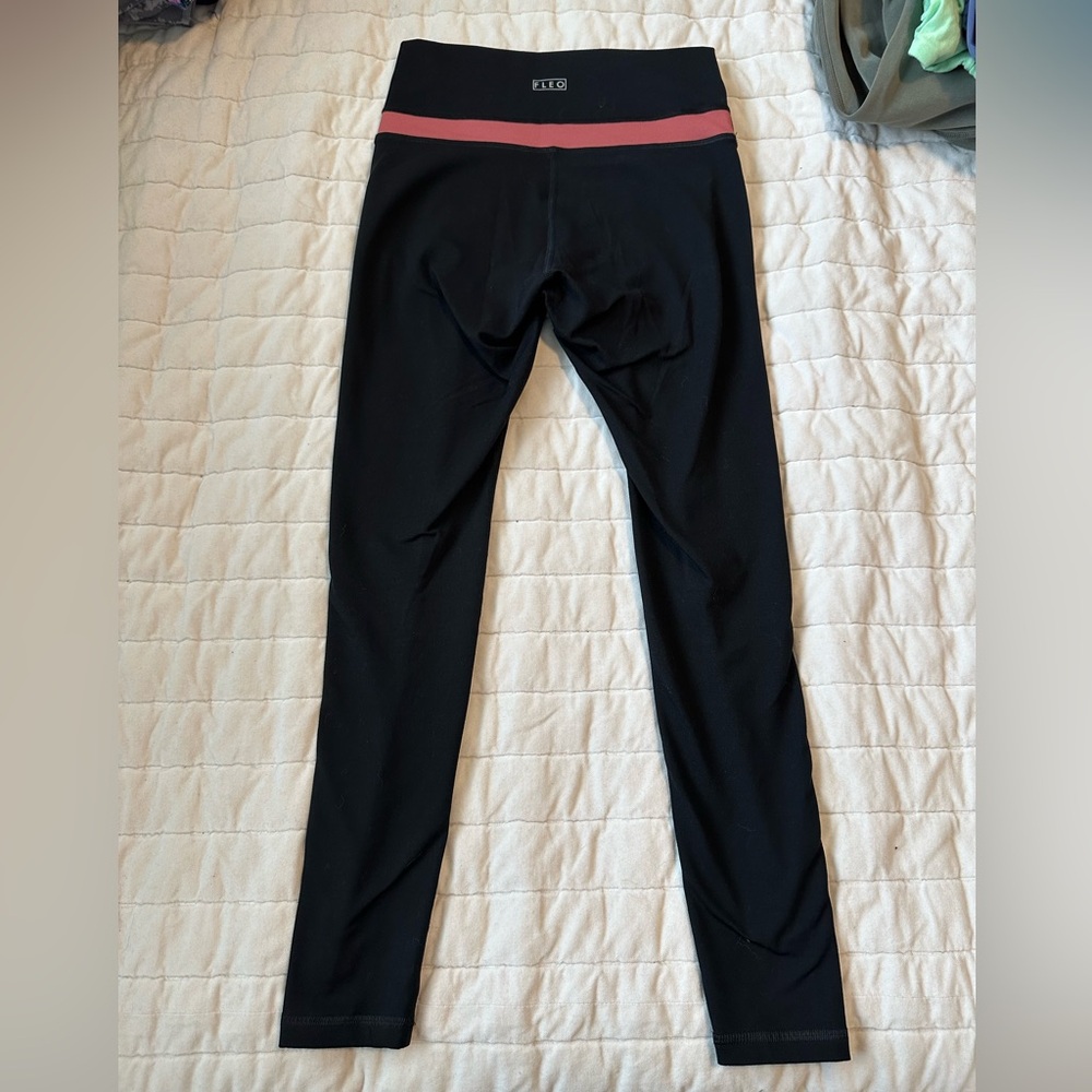 Fleo double take leggings